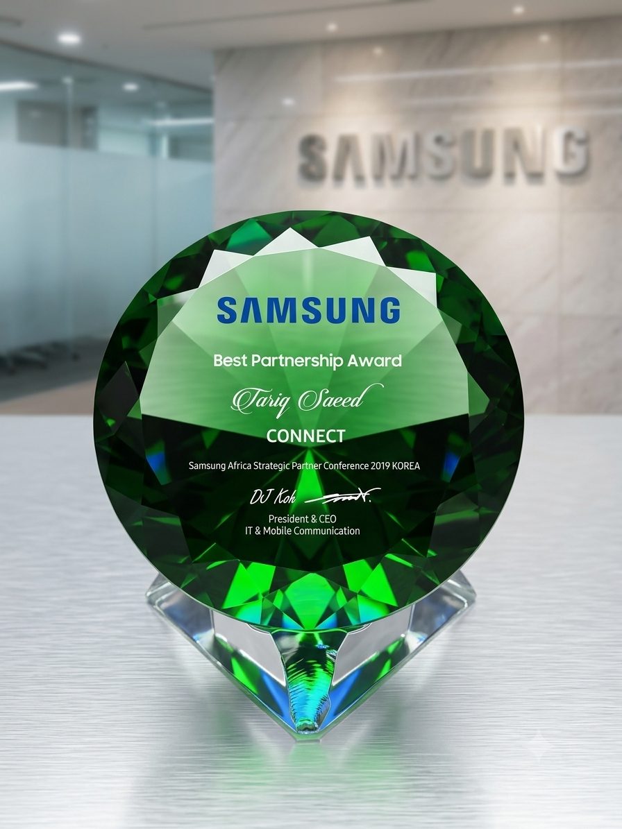 Samsung Best Partnership Award crystal, 2019